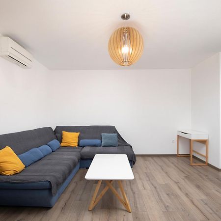 City Market Apartments Pula Exterior photo