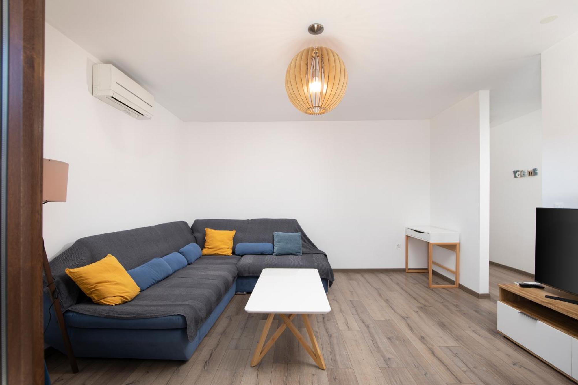 City Market Apartments Pula Exterior photo