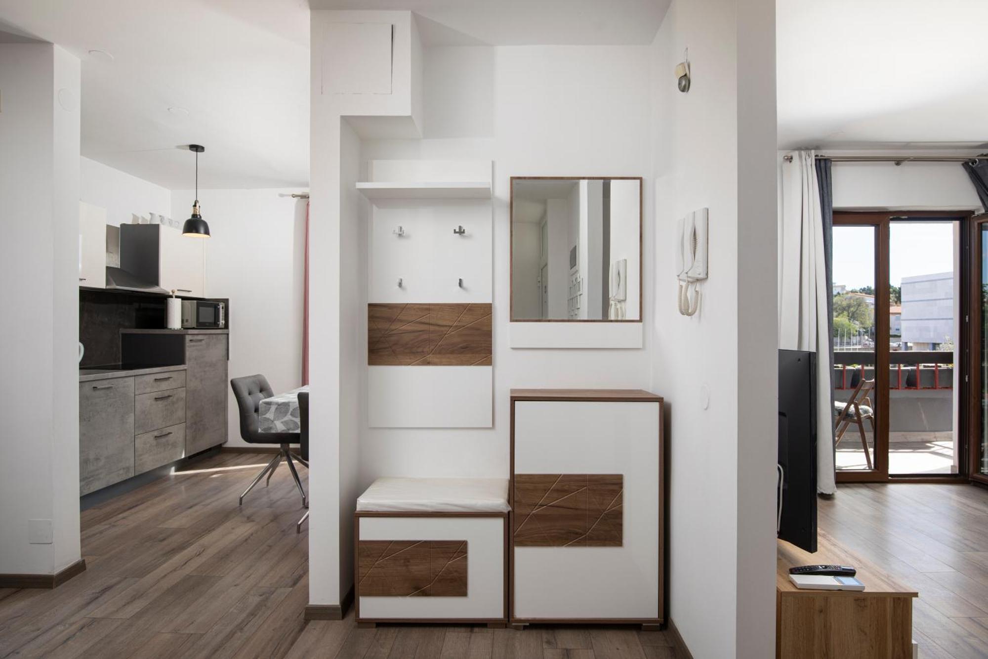 City Market Apartments Pula Exterior photo