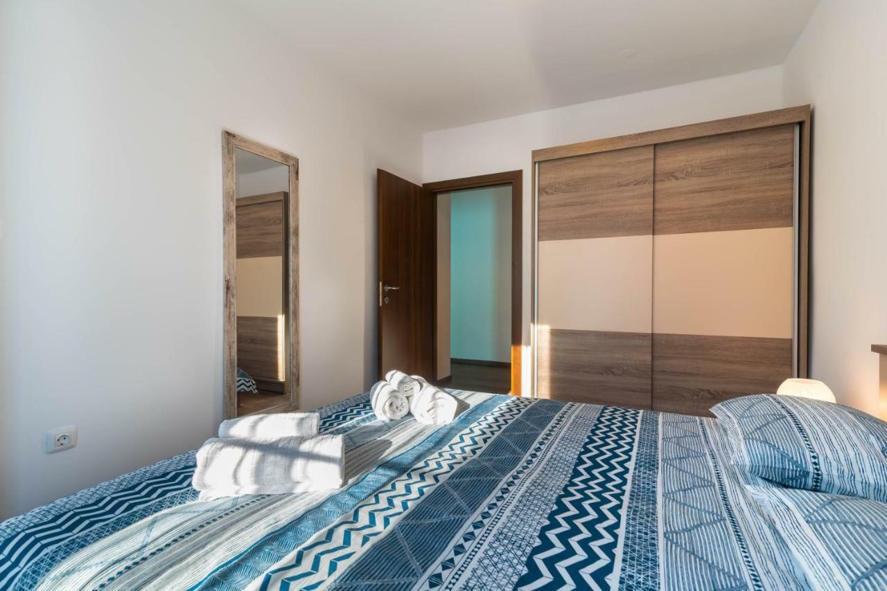 City Market Apartments Pula Exterior photo