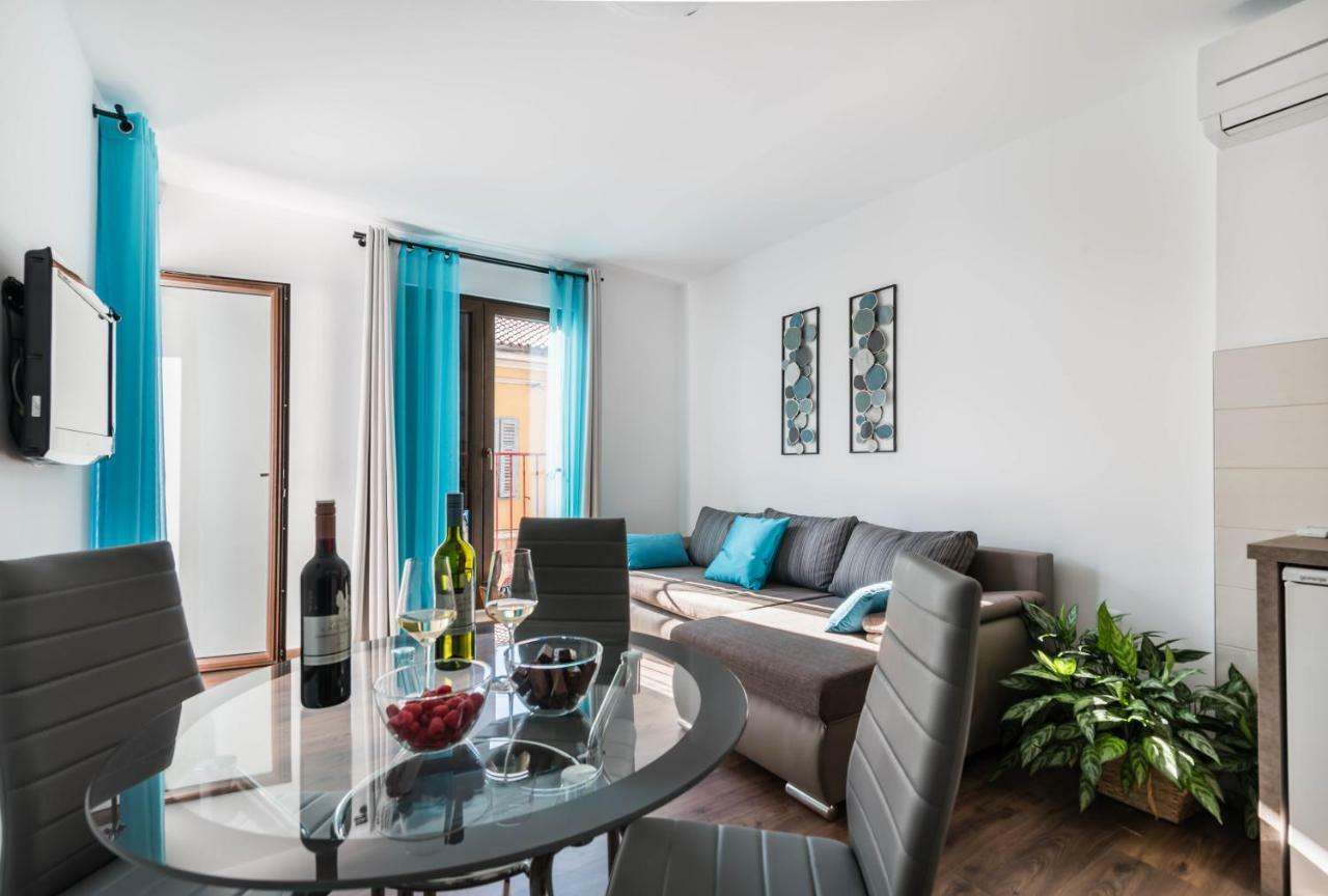 City Market Apartments Pula Exterior photo